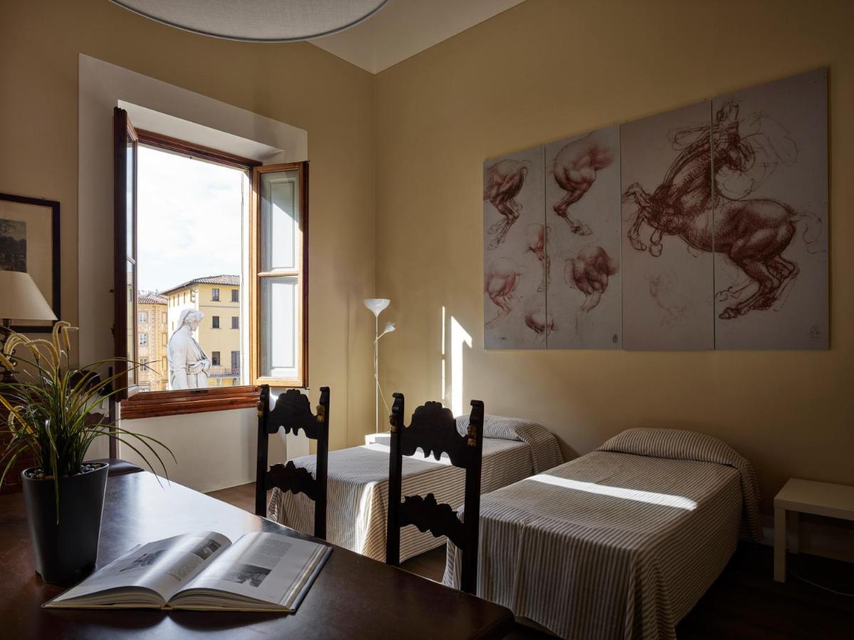 Art Apartment Dante Florence Exterior photo